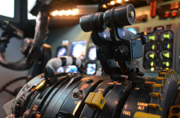 pilot-cabin-1